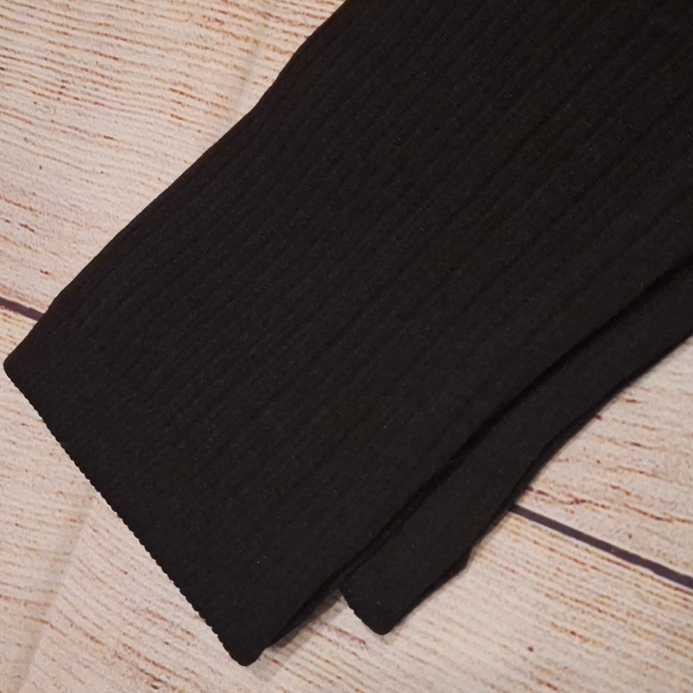 Full Tilt Leggings, Black Leggings, Stretchy Leggings, Mid-calf, Size M/L - Picture 5 of 6